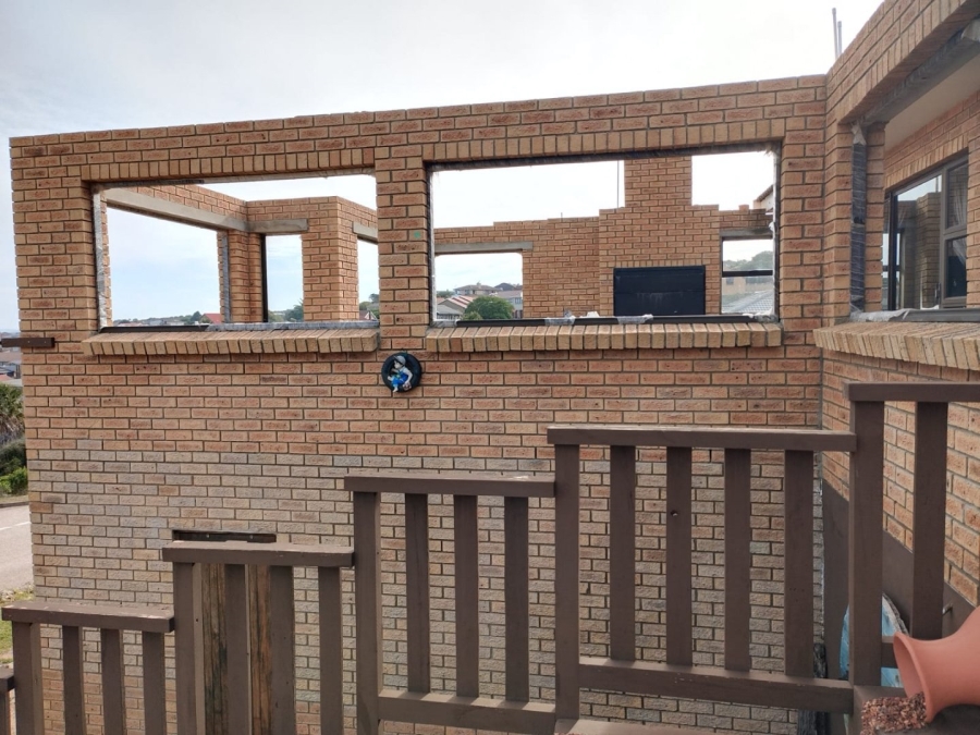 4 Bedroom Property for Sale in Dana Bay Western Cape